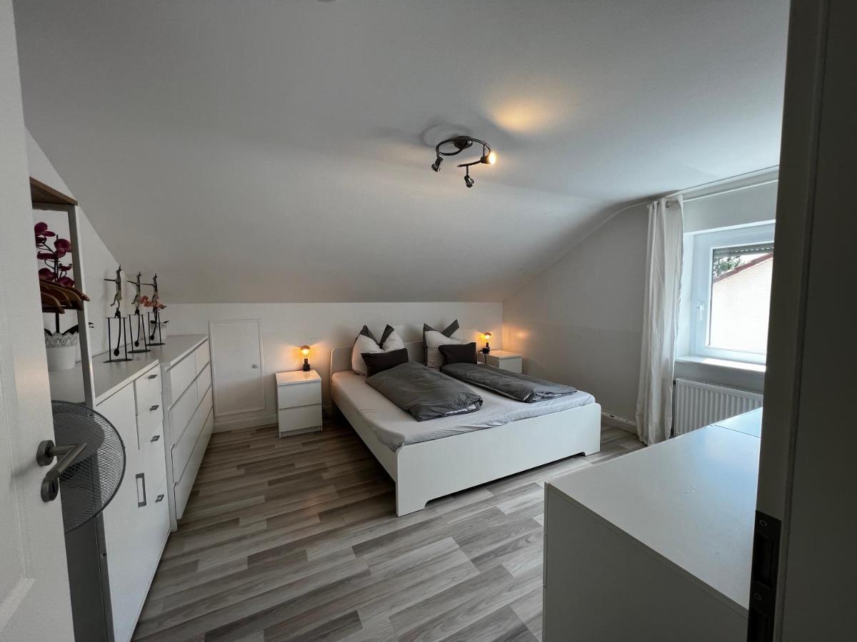 Ferienwohnung Schlueter Nussloch Экстерьер фото